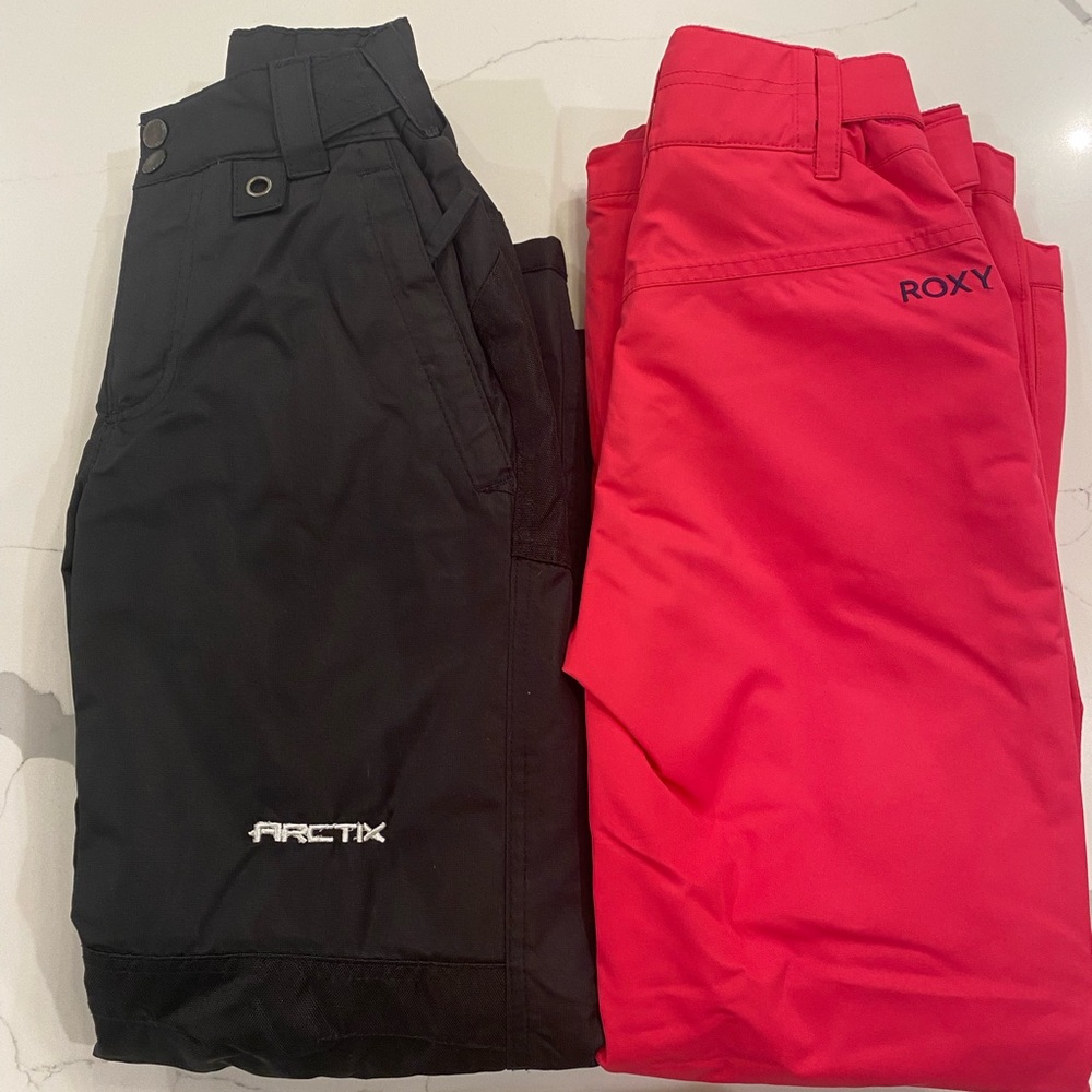 Kids Ski Pant Bundle 2 pair: Roxy Hot Pink size 12  AND ARCTIX black size Mi